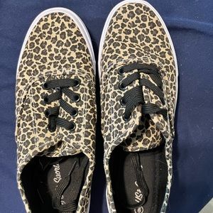 Leopard shoes